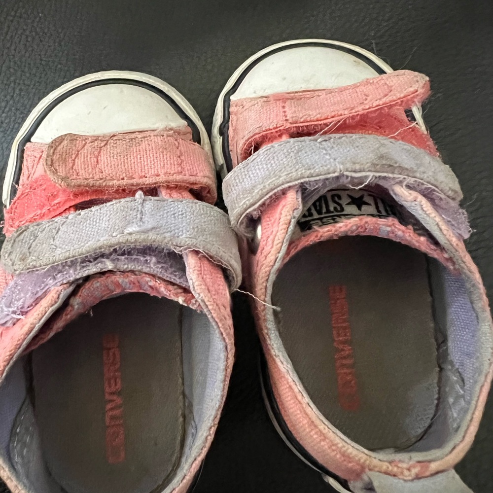 Converse - Picture 4 of 5